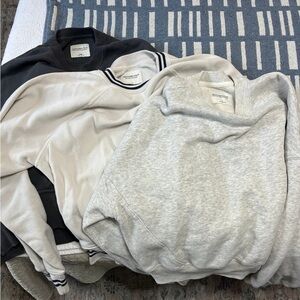 A&f pullover bundle